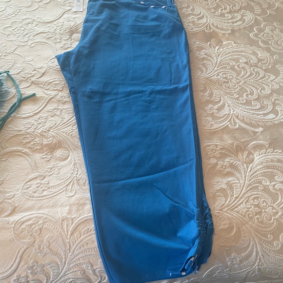 Sold out - Picture 3 of 4